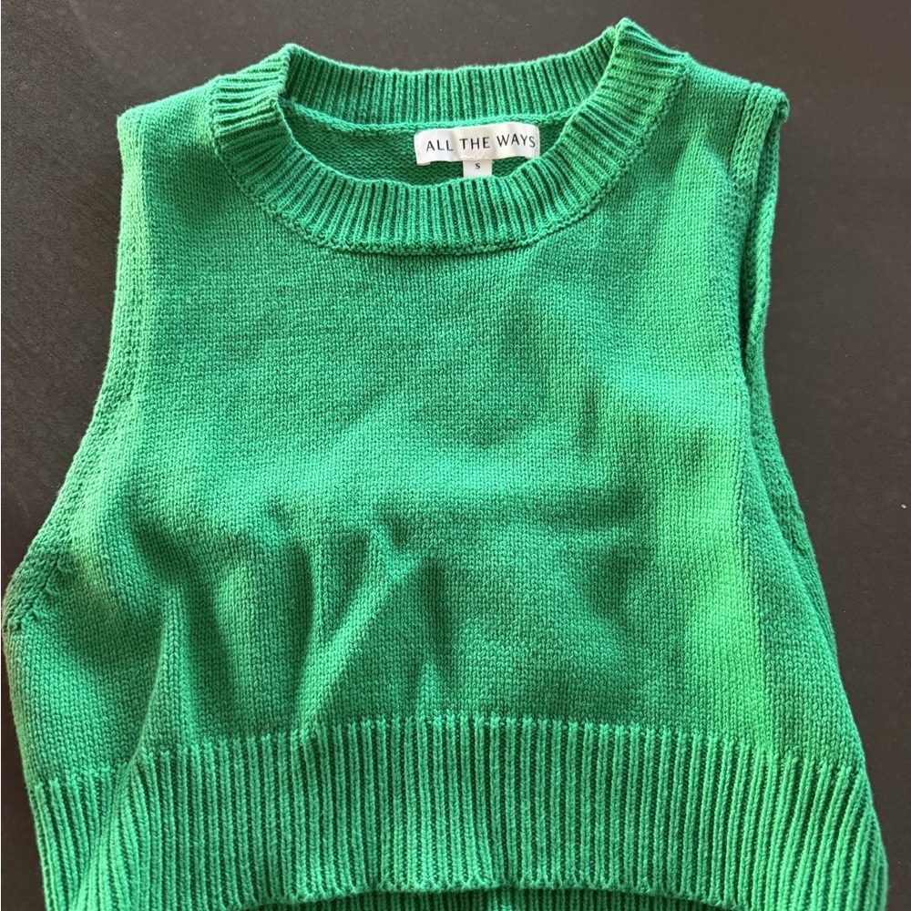 All The Ways Women's Green Crew Neck Sweater